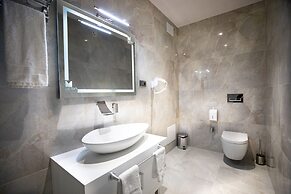 Metro Hotel Tirana