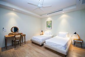 Luxury Hillside Residence at Bangtao