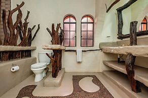 Airport Tower Lodge