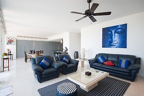 Beautiful 3-Bedroom Villa at Surin Beach