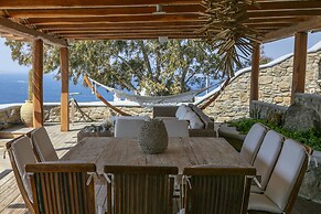 Villa Mykonian Blue