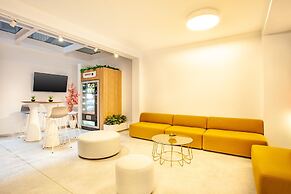 MyFlats Luxury Downtown