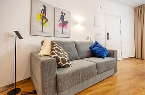 MyFlats Luxury Downtown