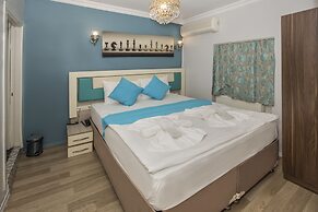 Royal Family Hotel