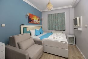 Royal Family Hotel