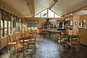 Elk Lake Eco Centre