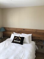 Elk Lake Eco Centre