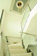 Vivien's Hotel