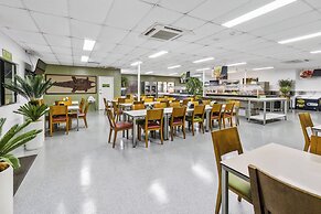 Victoria Accommodation Village
