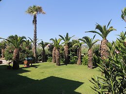 Arion Beach Hotel
