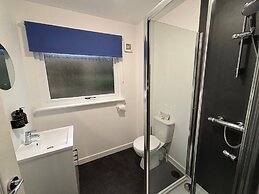 Burnbank Lodges