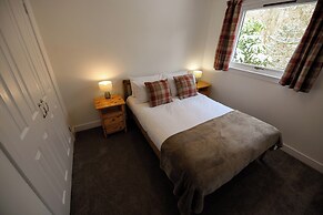 Burnbank Lodges