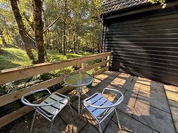 Burnbank Lodges
