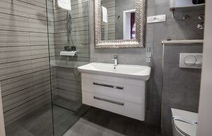 Center Luxury Rooms 2