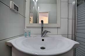 Arendalzrail Apartments -Rothschild St.8
