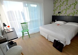 Hotel du Port