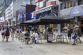 Glaner Hotel Café