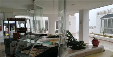 Hotel El Mountazah