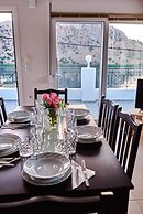 Lake View Suites