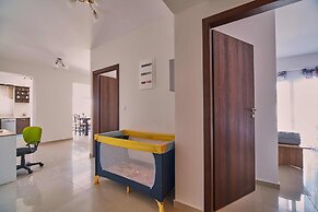 Lake View Suites