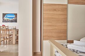 Lake View Suites
