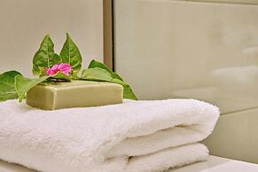 Lake View Suites