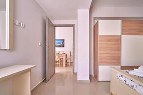 Lake View Suites