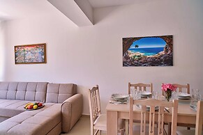 Lake View Suites