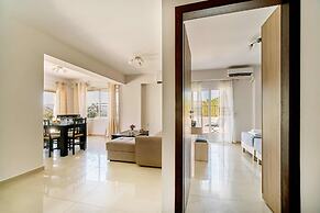 Lake View Suites