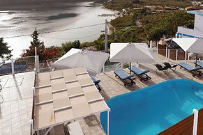 Lake View Suites