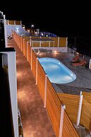 Lake View Suites