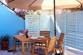 Lake View Suites
