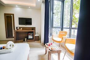 Mitani Suites