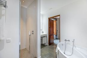 Hotel Llenaire