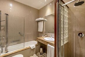 Hotel Llenaire