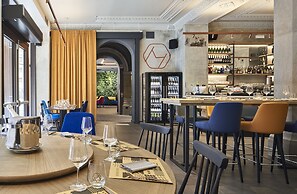 The Modernist Hotel
