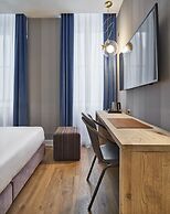 The Modernist Hotel