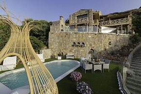 Felini Palace