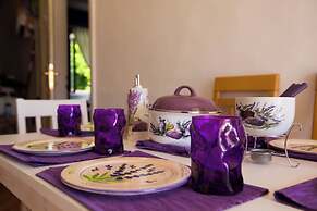 Guest House Gugily
