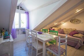 Guest House Gugily