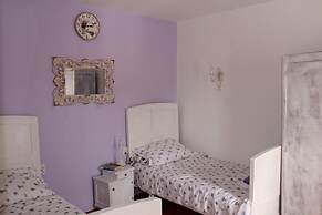 Guest House Gugily