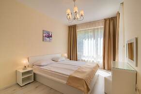 Varna South Bay Apart Complex
