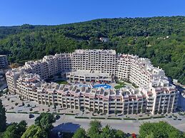 Varna South Bay Apart Complex