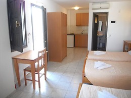 Dagris Villa Studios