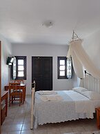 Dagris Villa Studios
