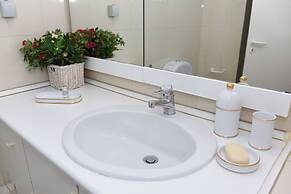 Top Floor With Stunning 360 View
