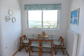 Top Floor With Stunning 360 View