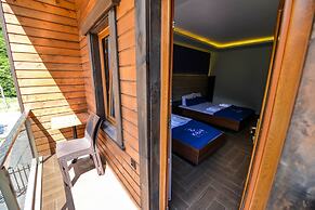 Kibar Hotel