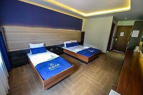 Kibar Hotel