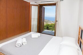Villa Karthea V